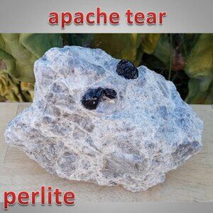 APACHE TEARS in PERLITE stone rock crystal chunk 02